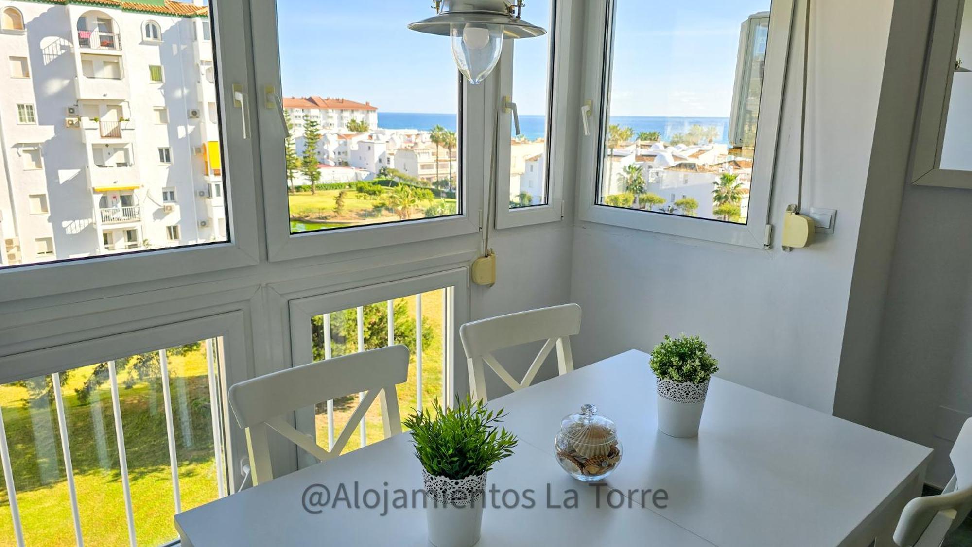 Laguna Beach Premium - Alojamientos La Torre Торрокс Екстер'єр фото