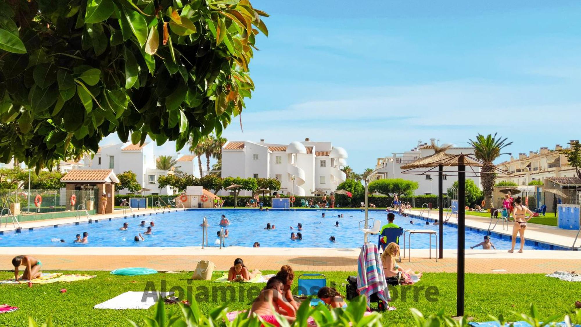 Laguna Beach Premium - Alojamientos La Torre Торрокс Екстер'єр фото